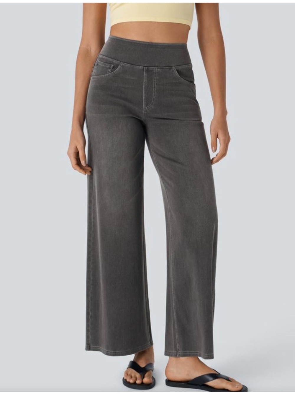 NWT Halara Flex™ Mid Rise baggy jeans, wide leg and casual gray denim wash.